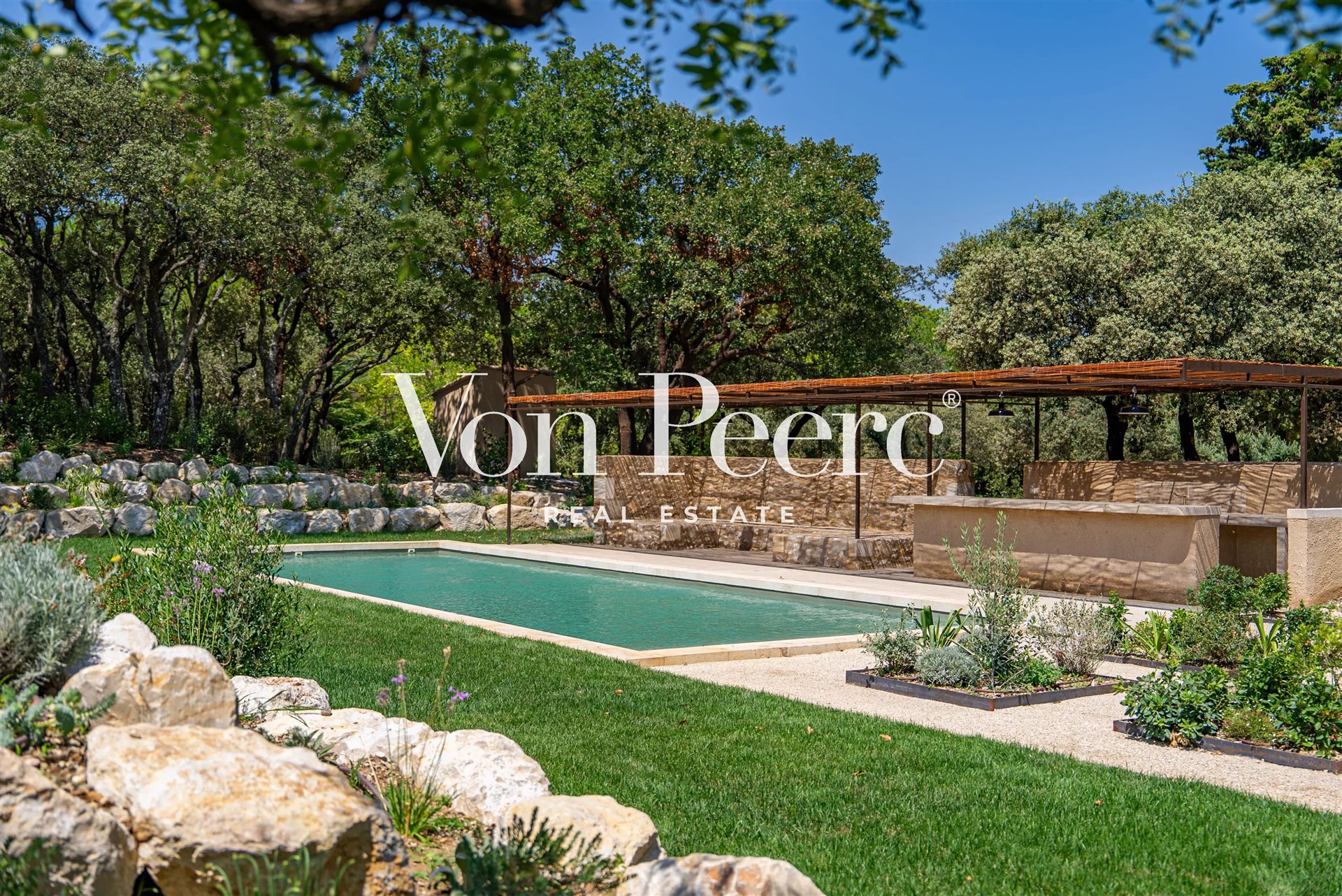 Maison à vendre, 265m², Eygalières