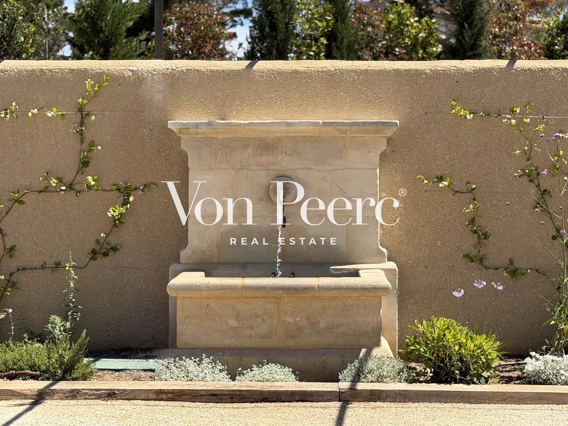 Maison à vendre, 205m², Eygalières