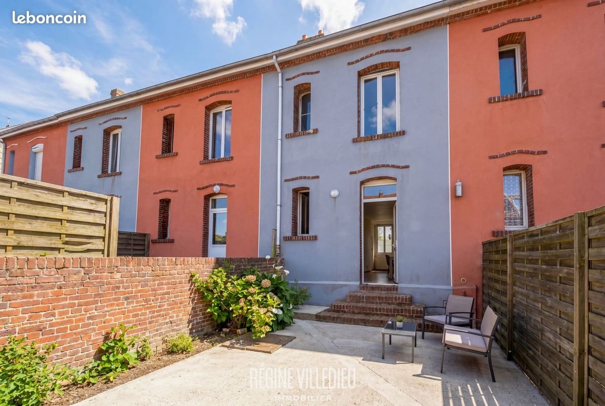 Maison à louer, 57m², Flamanville
