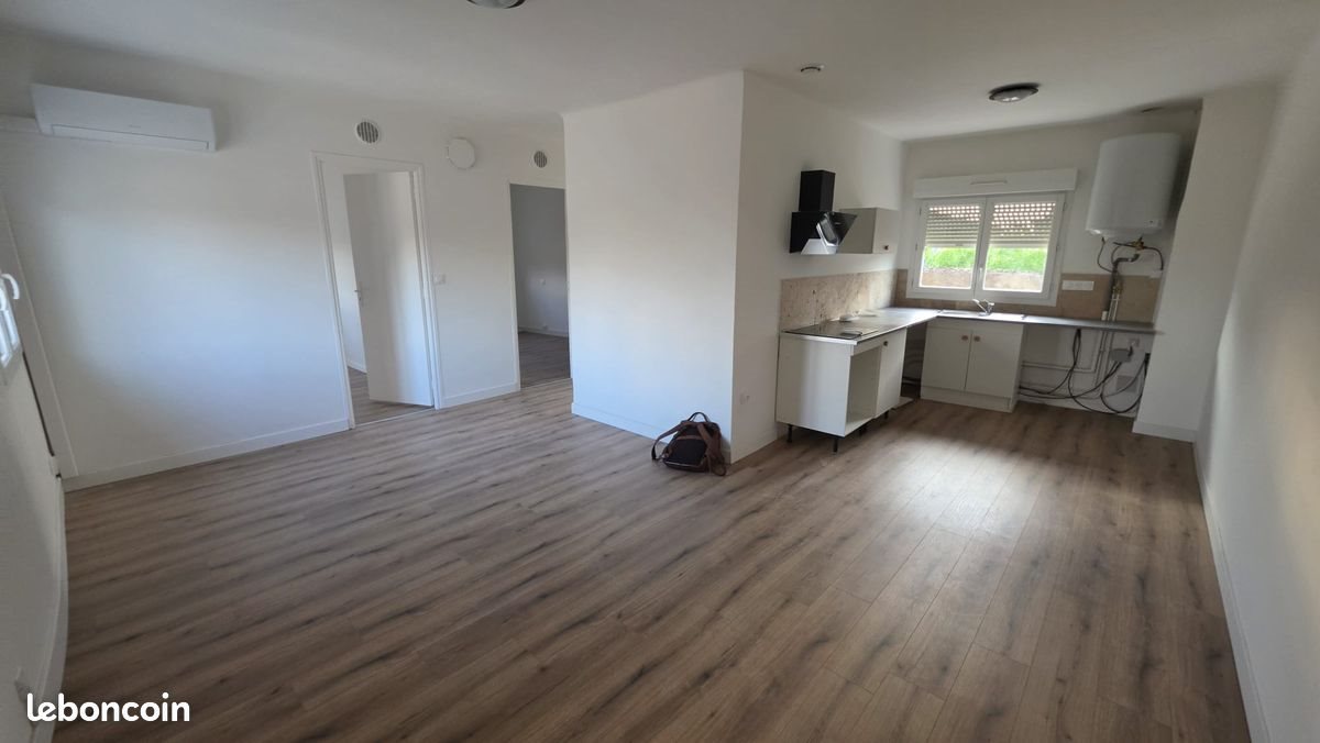 Appartement à louer, 57m², Florensac