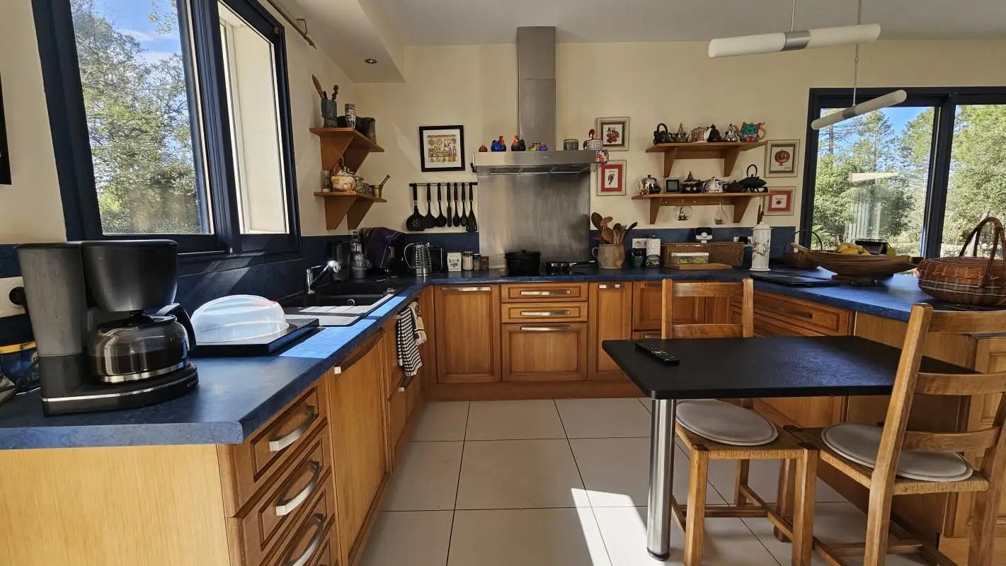 Maison à vendre, 252m², Régusse