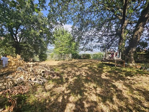 Terrain 246 m² · à Saint-Jeannet · 246 m² · 350 000 €