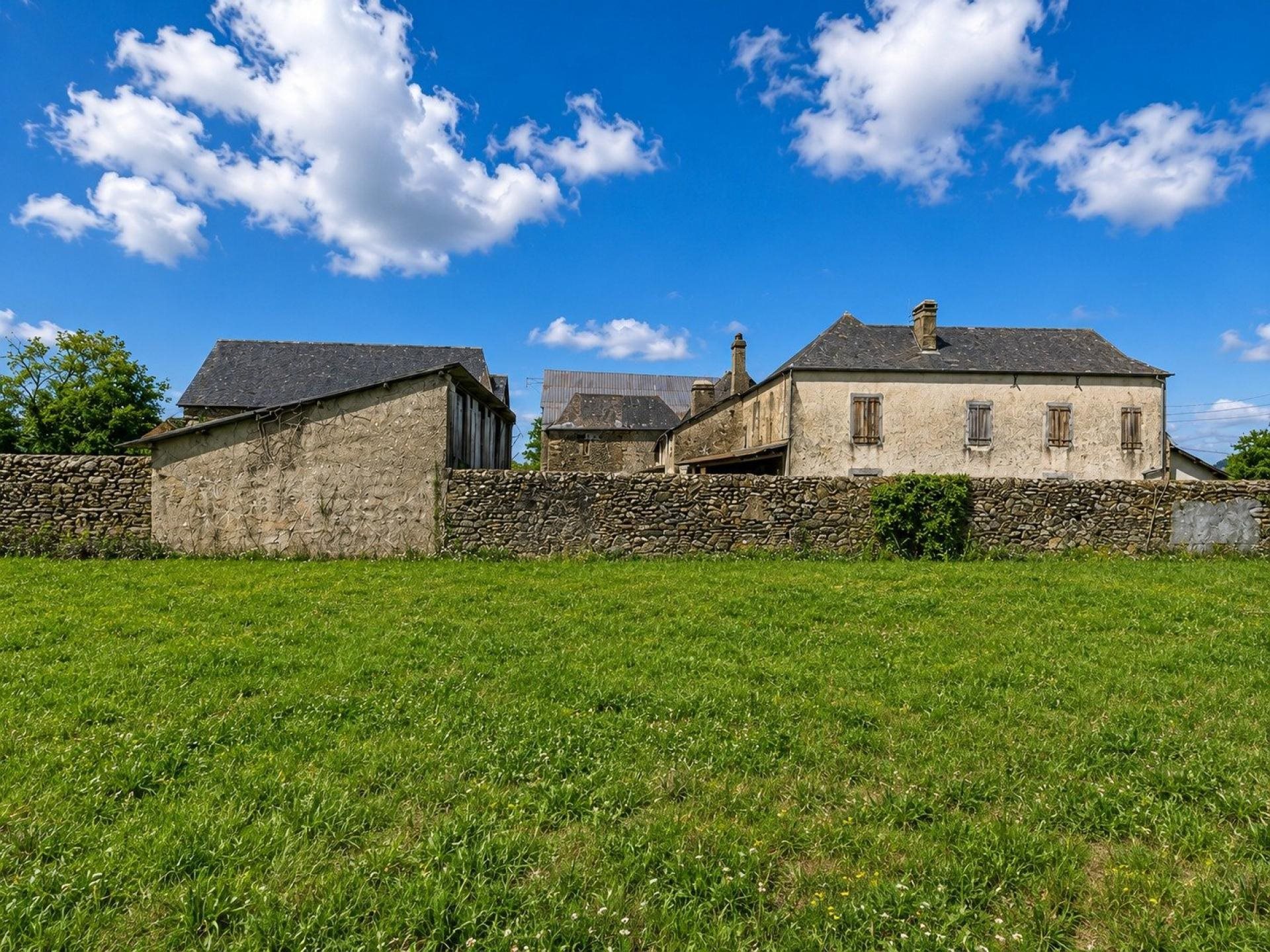 Maison à vendre, 260m², Oloron-Sainte-Marie