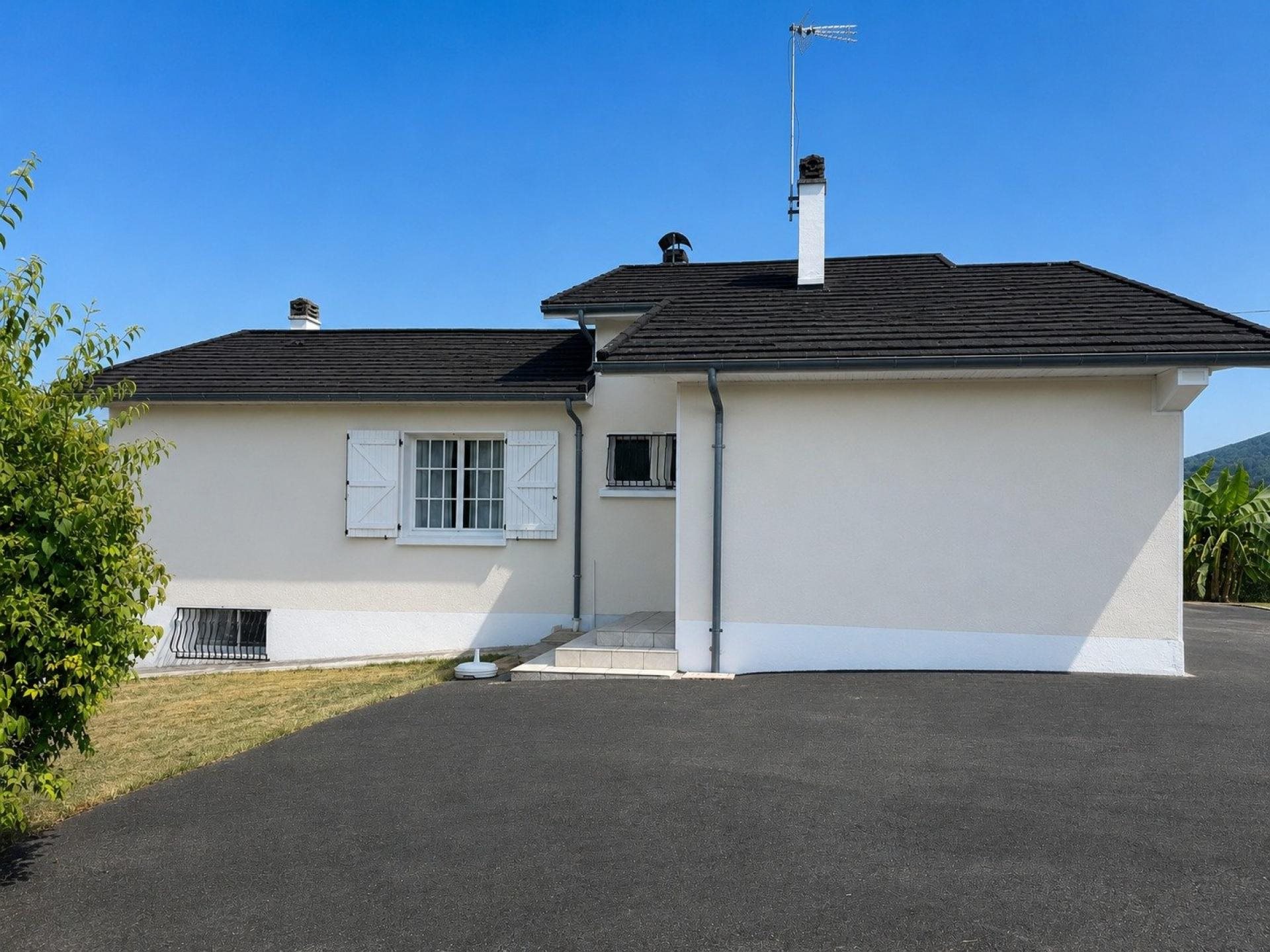 Maison à vendre, 120m², Oloron-Sainte-Marie