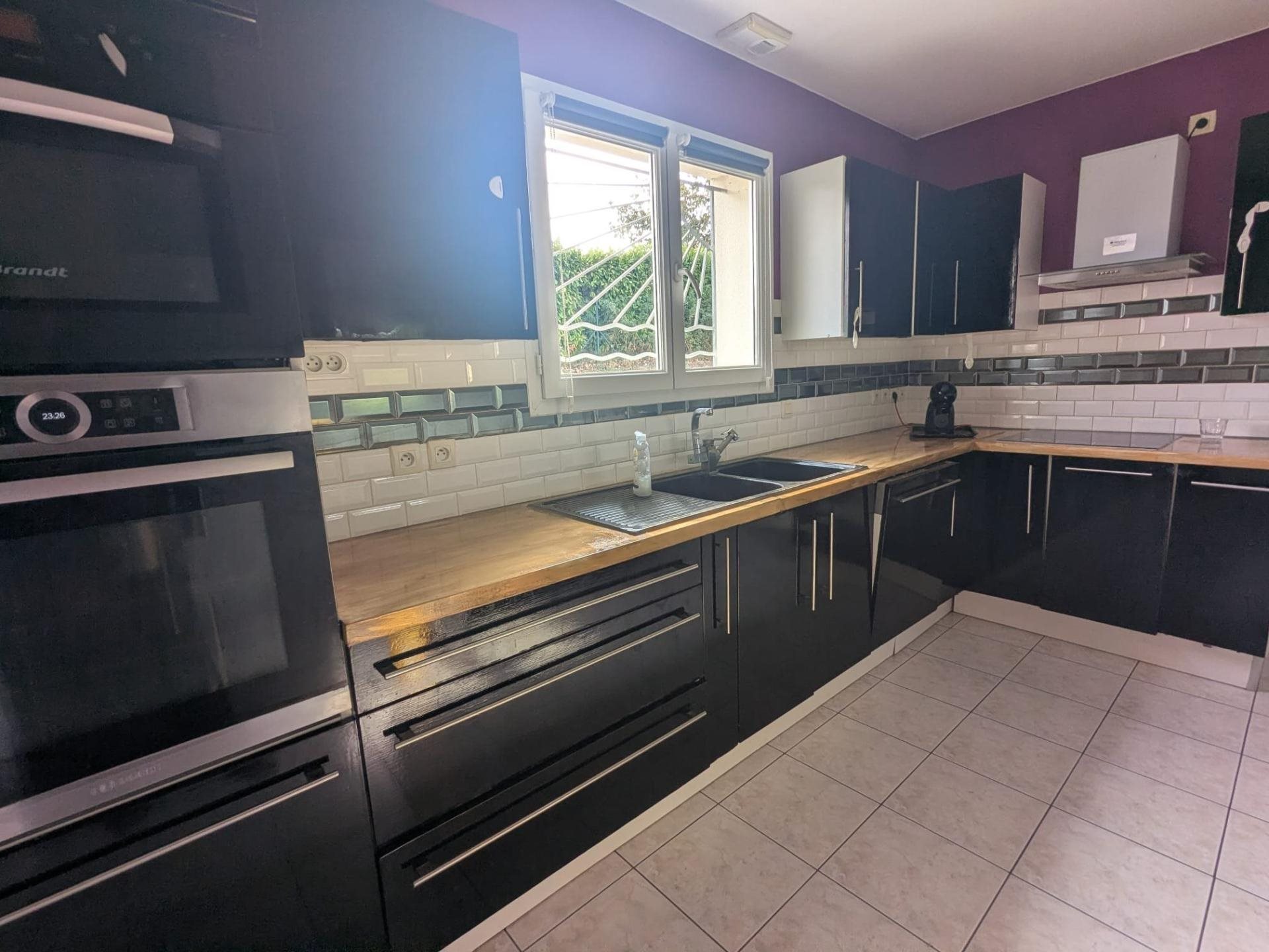 Maison à vendre, 138m², Villegouge