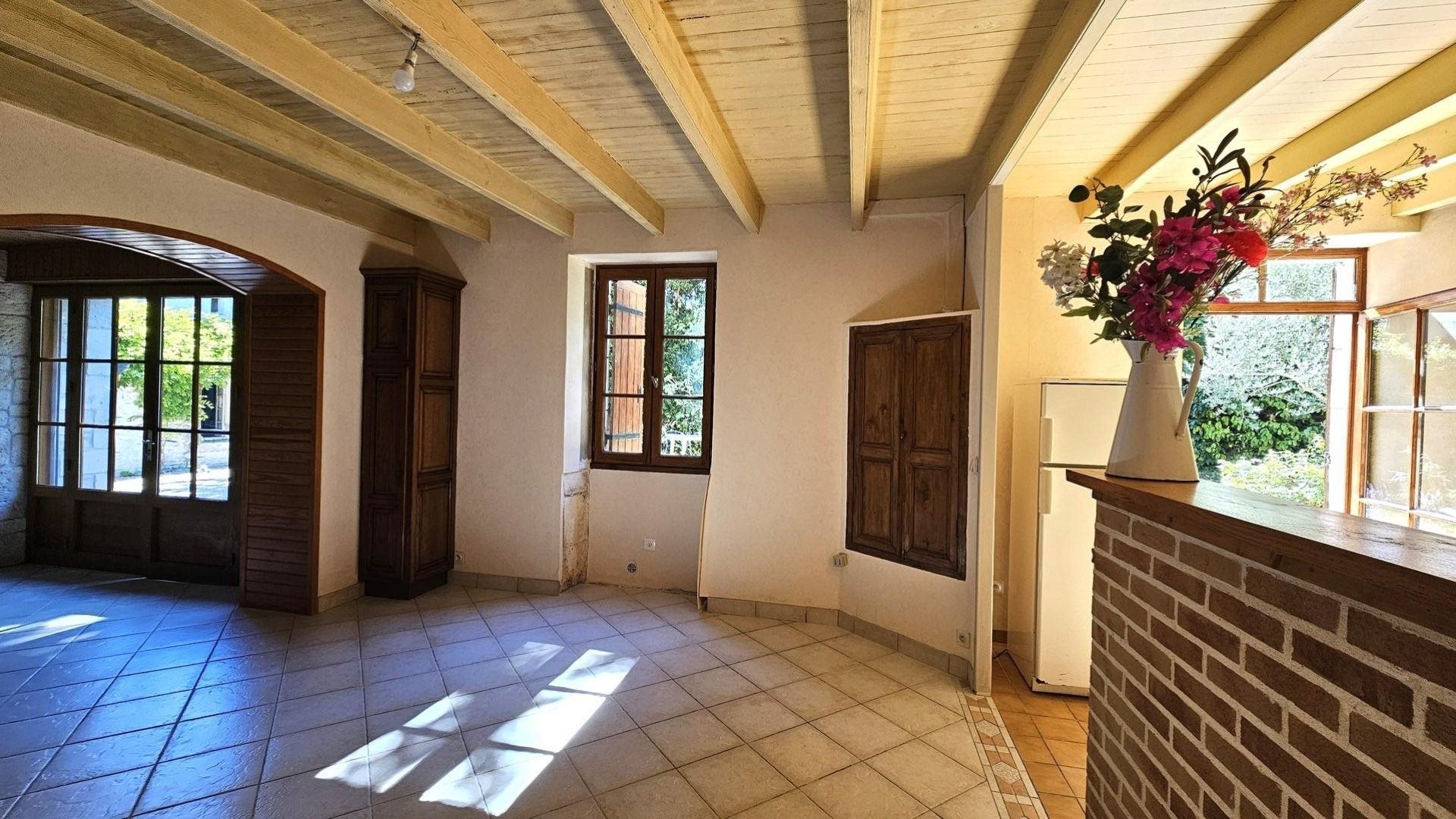 Maison à vendre, 106m², Barbezieux-Saint-Hilaire