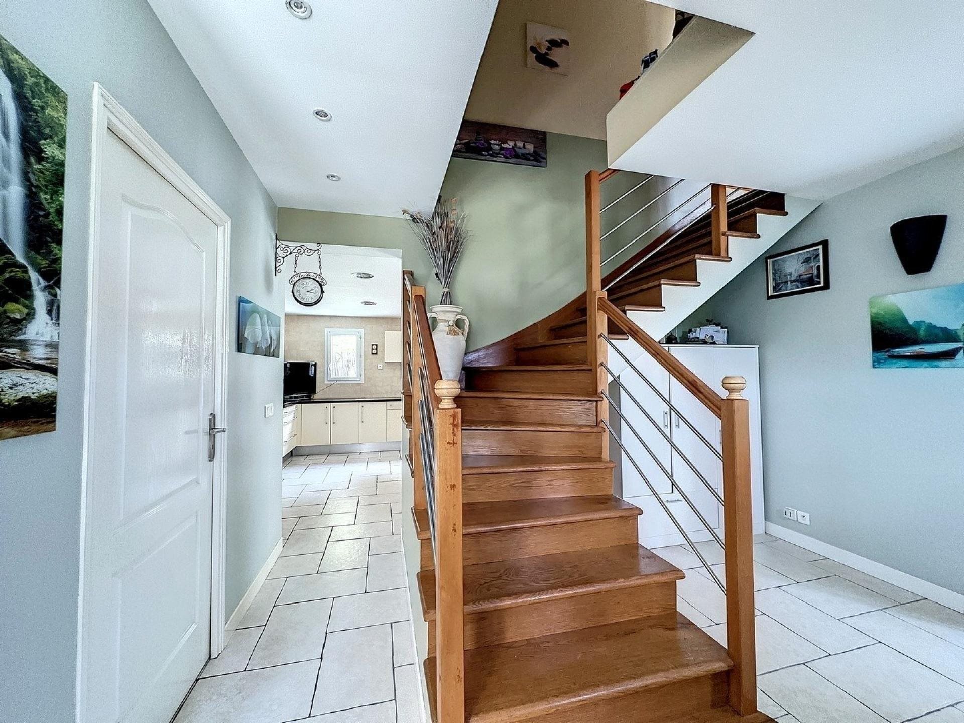 Maison à vendre, 182m², Montlieu-la-Garde