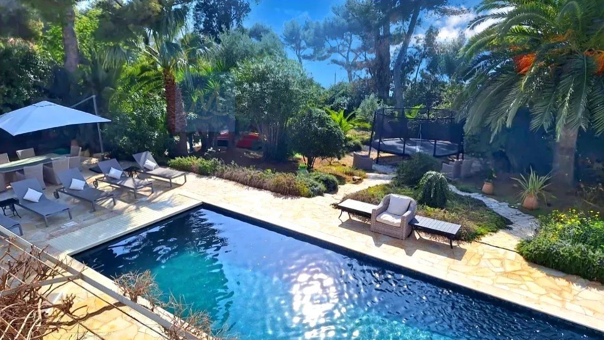 Maison à vendre, 423m², La Croix-Valmer