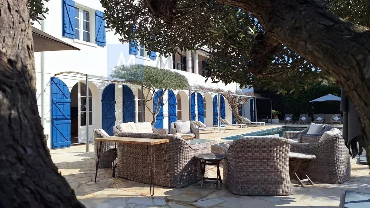 Maison à vendre, 423m², La Croix-Valmer