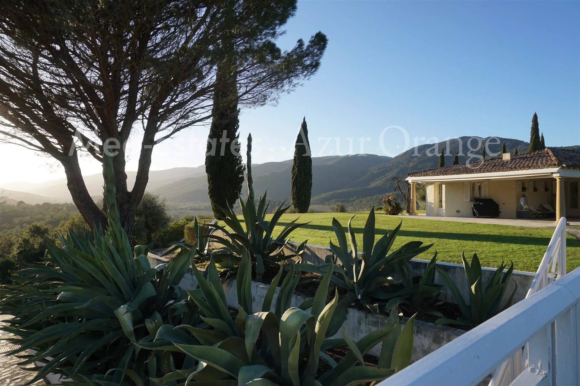 Maison à vendre, 703m², Cogolin