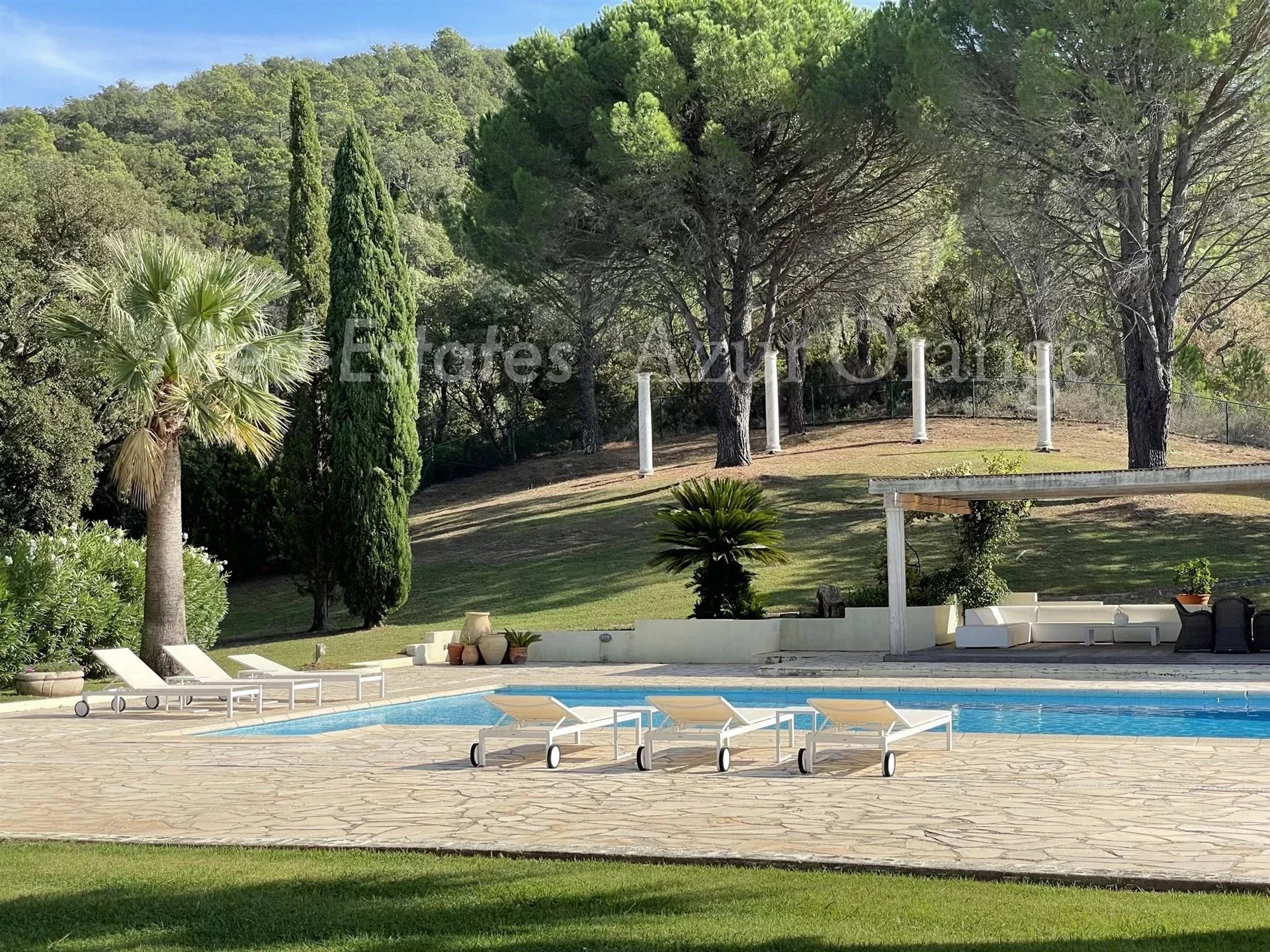 Maison à vendre, 703m², Cogolin