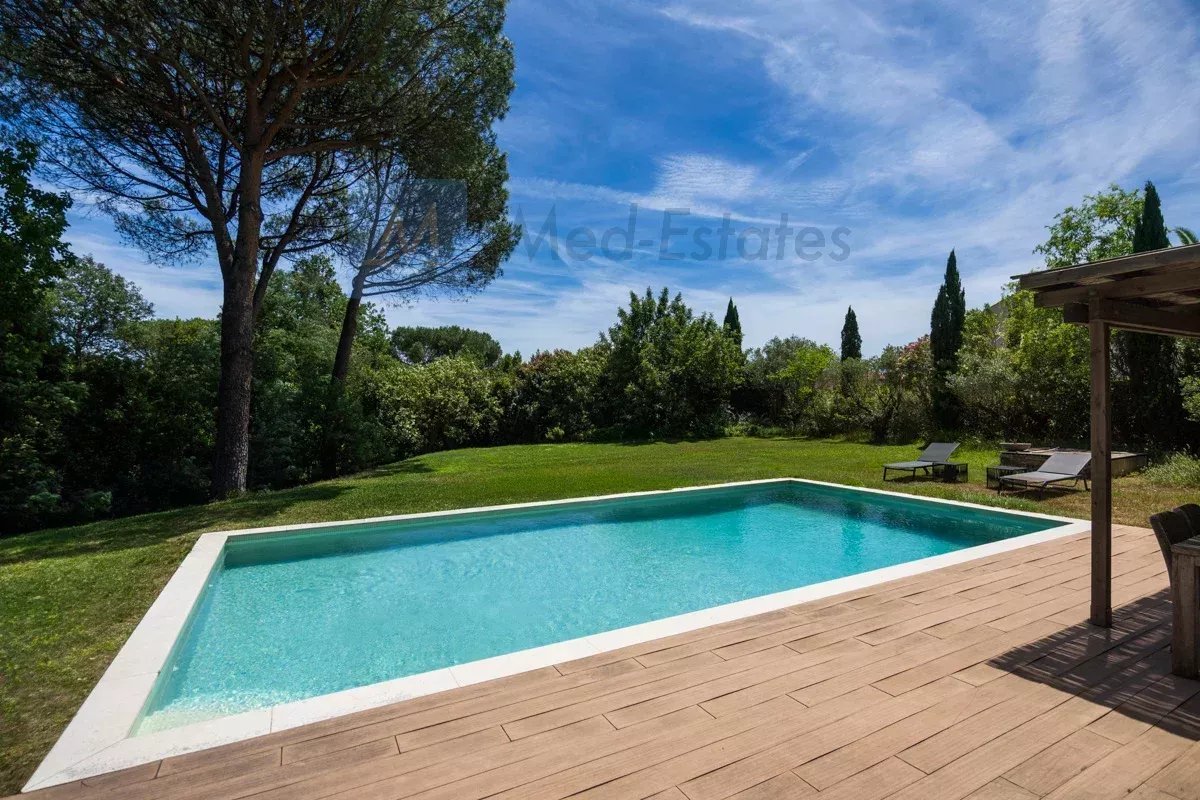 Maison à vendre, 220m², Grimaud
