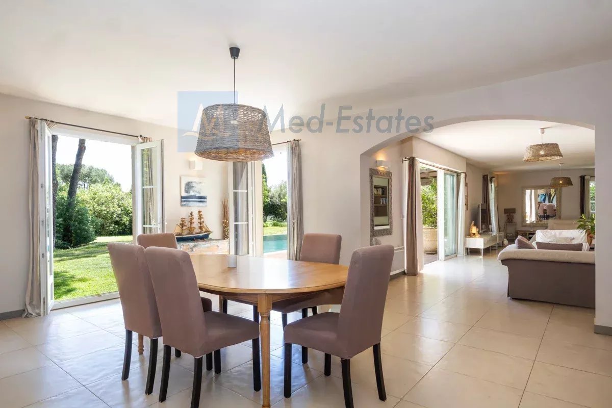 Maison à vendre, 220m², Grimaud