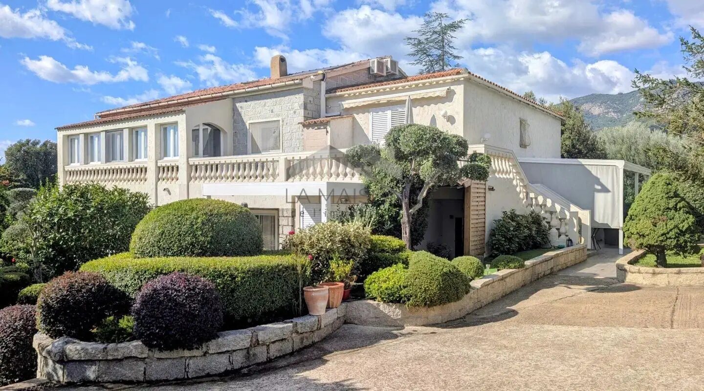 Maison à vendre, 287m², Porto-Vecchio