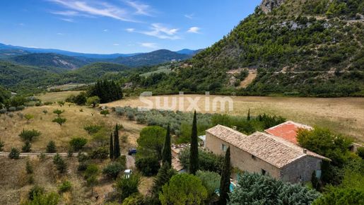 Maison 12 pièces 460 m² · à Buis-les-Baronnies · 460 m² · 1 090 000 €