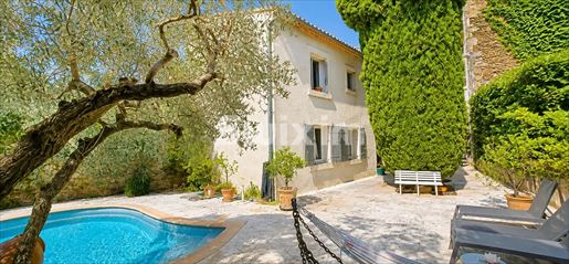 Maison 6 pièces 275 m² · à Valréas · 275 m² · 280 000 €