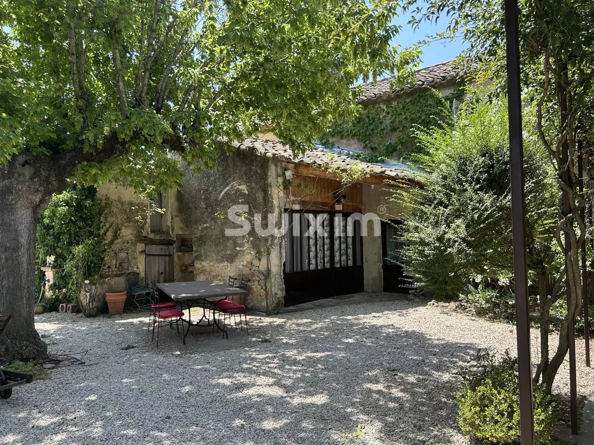 Maison à vendre, 270m², Sainte-Cécile-les-Vignes