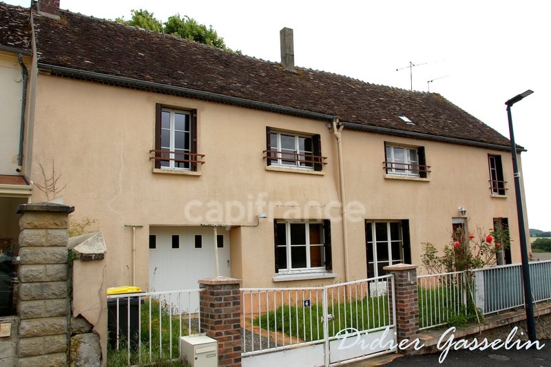 Maison à vendre, 130m², Arcisses