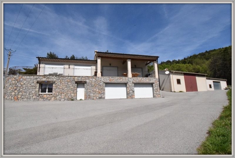 Maison à vendre, 220m², Peyroules