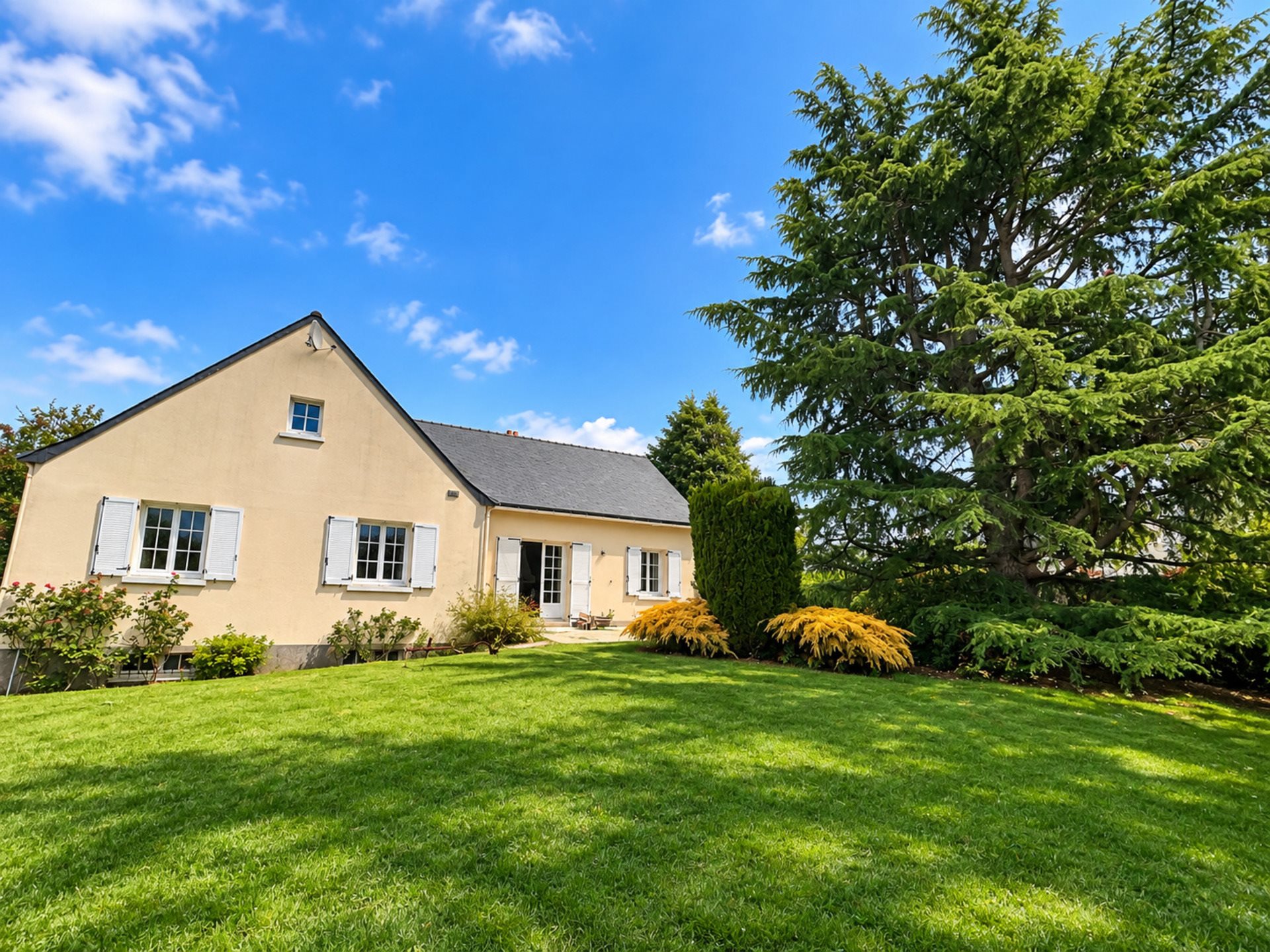 Maison à vendre, 132m², Avrillé