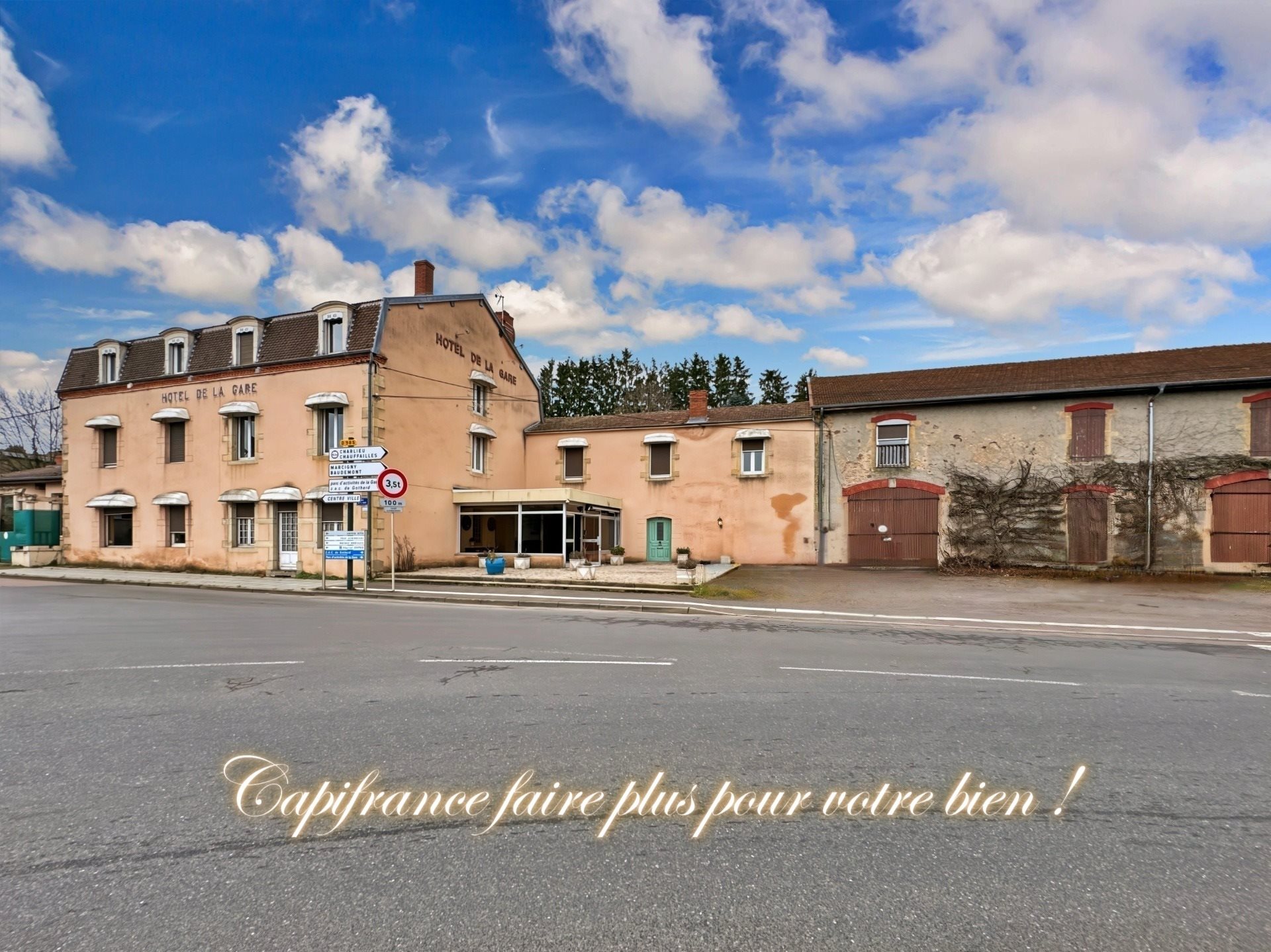Maison à vendre, 530m², La Clayette