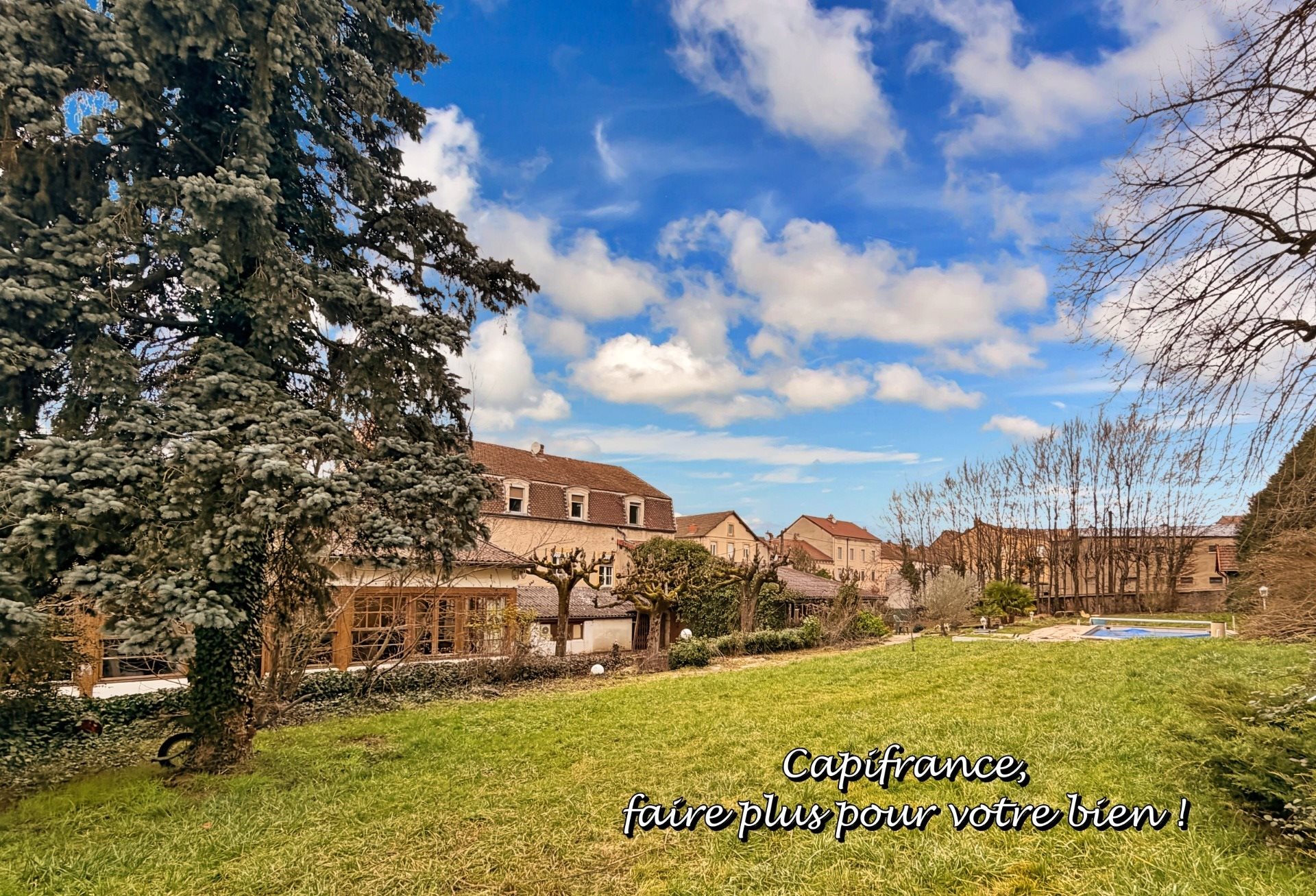 Maison à vendre, 530m², La Clayette