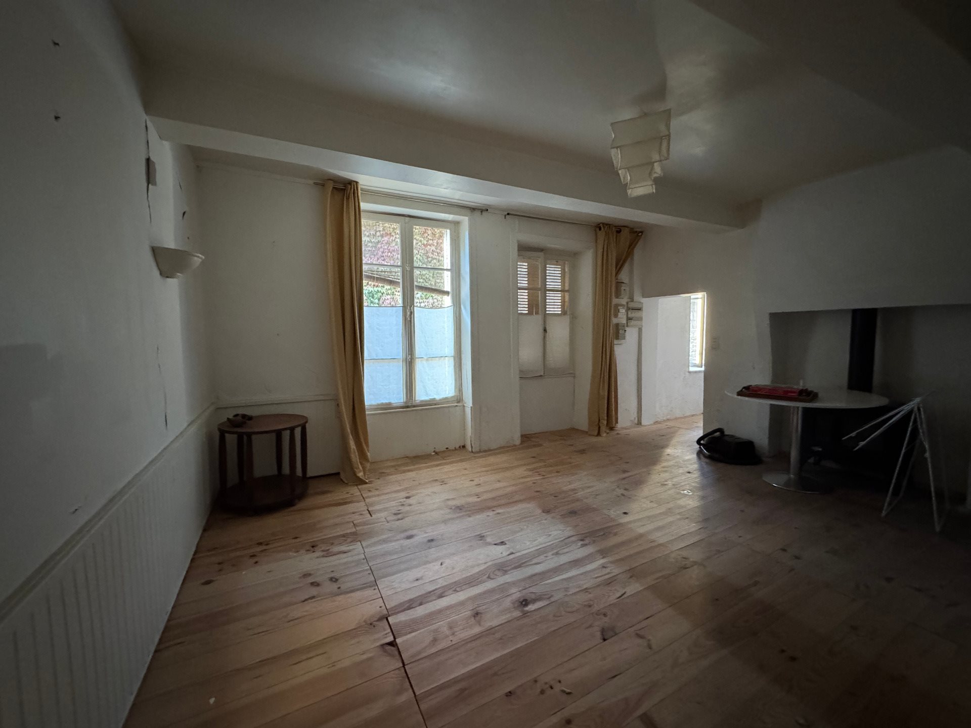 Maison à vendre, 69m², Saint-Christophe-en-Brionnais