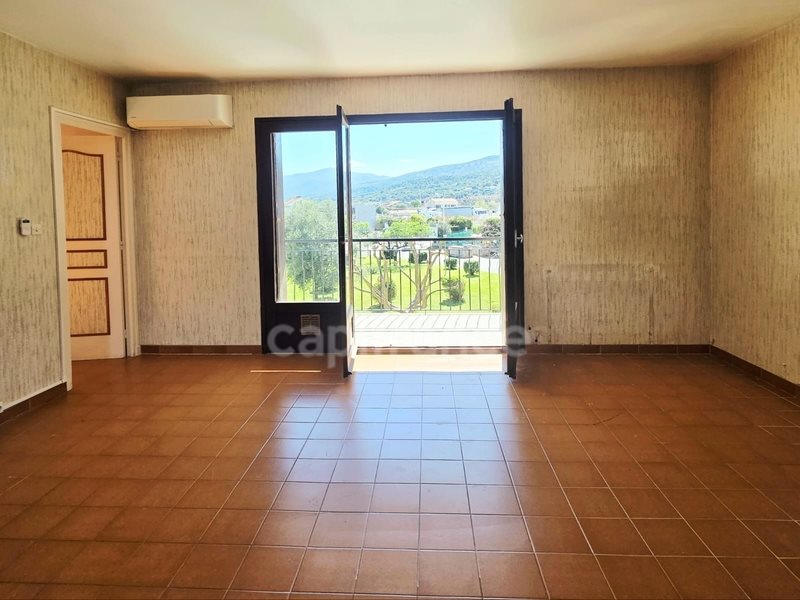 Appartement à vendre, 83m², Borgo