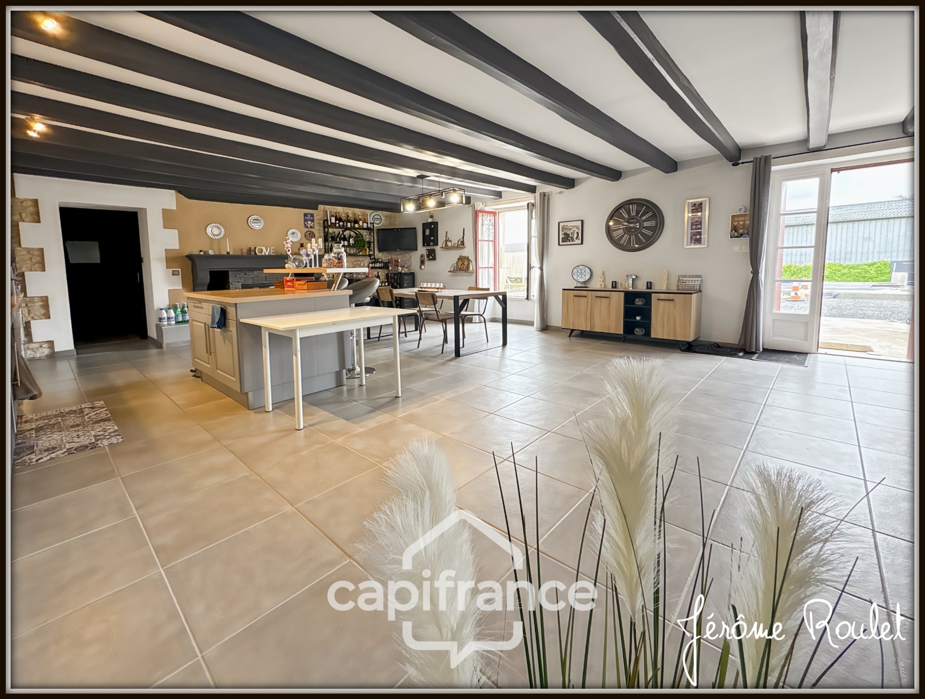 Maison à vendre, 200m², Champigny en Rochereau