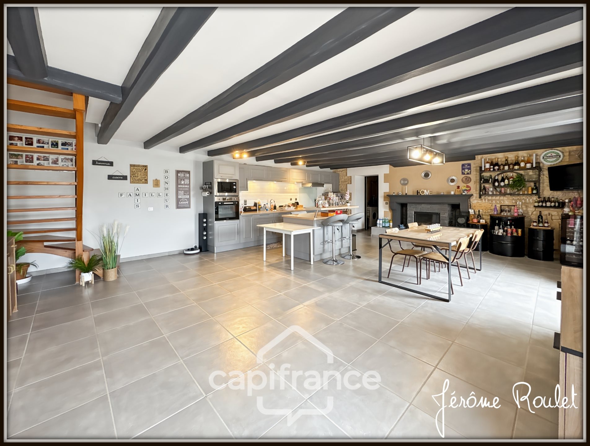 Maison à vendre, 200m², Champigny en Rochereau