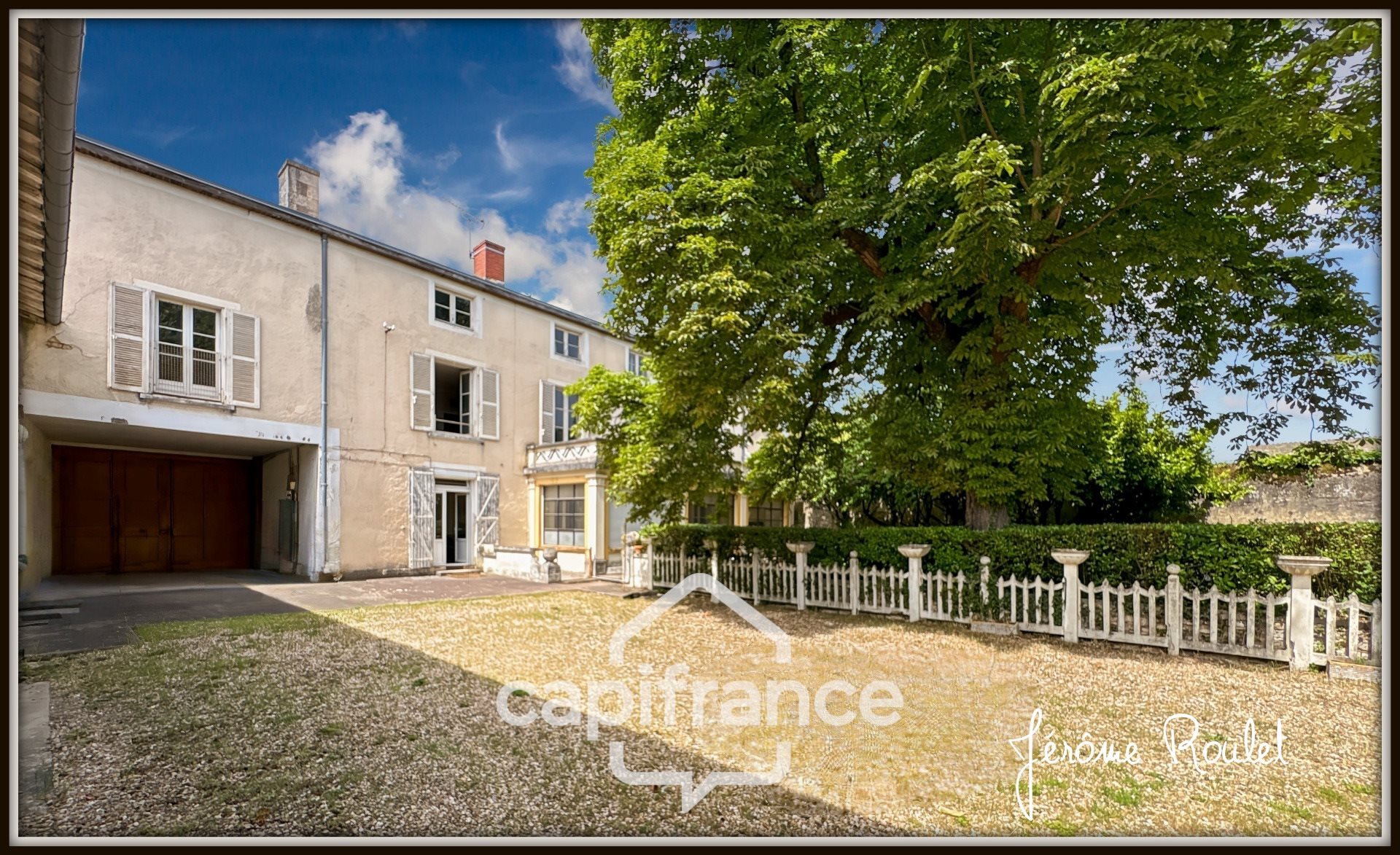 Maison à vendre, 305m², Neuville-de-Poitou
