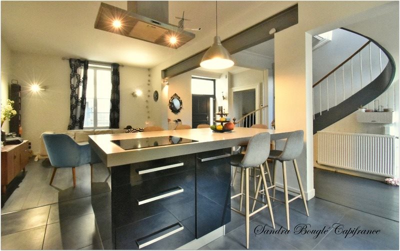 Maison à vendre, 317m², Laval
