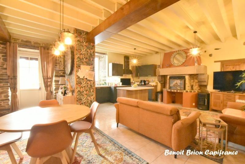 Maison à vendre, 92m², Fougerolles-du-Plessis