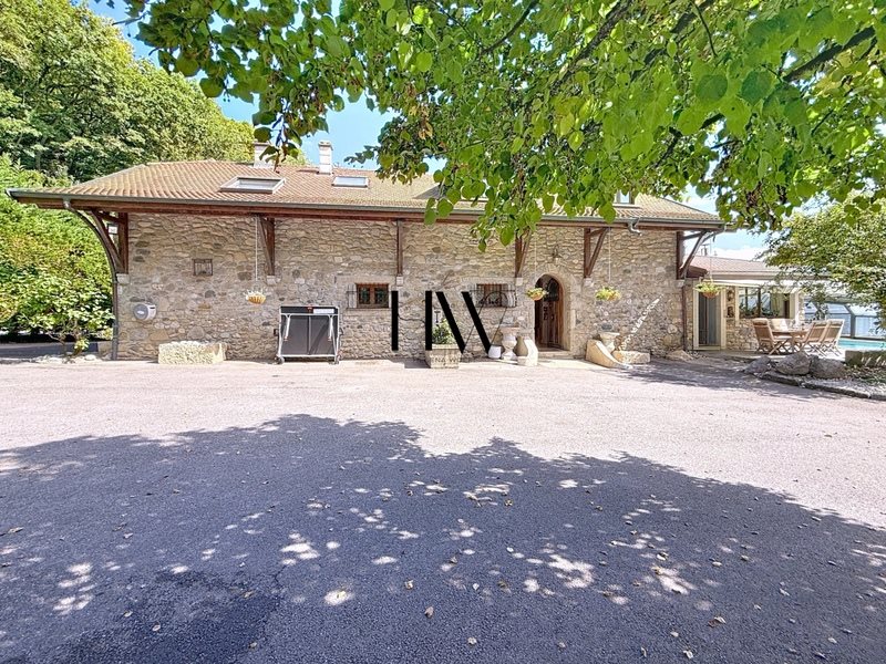 Maison à vendre, 310m², Vétraz-Monthoux