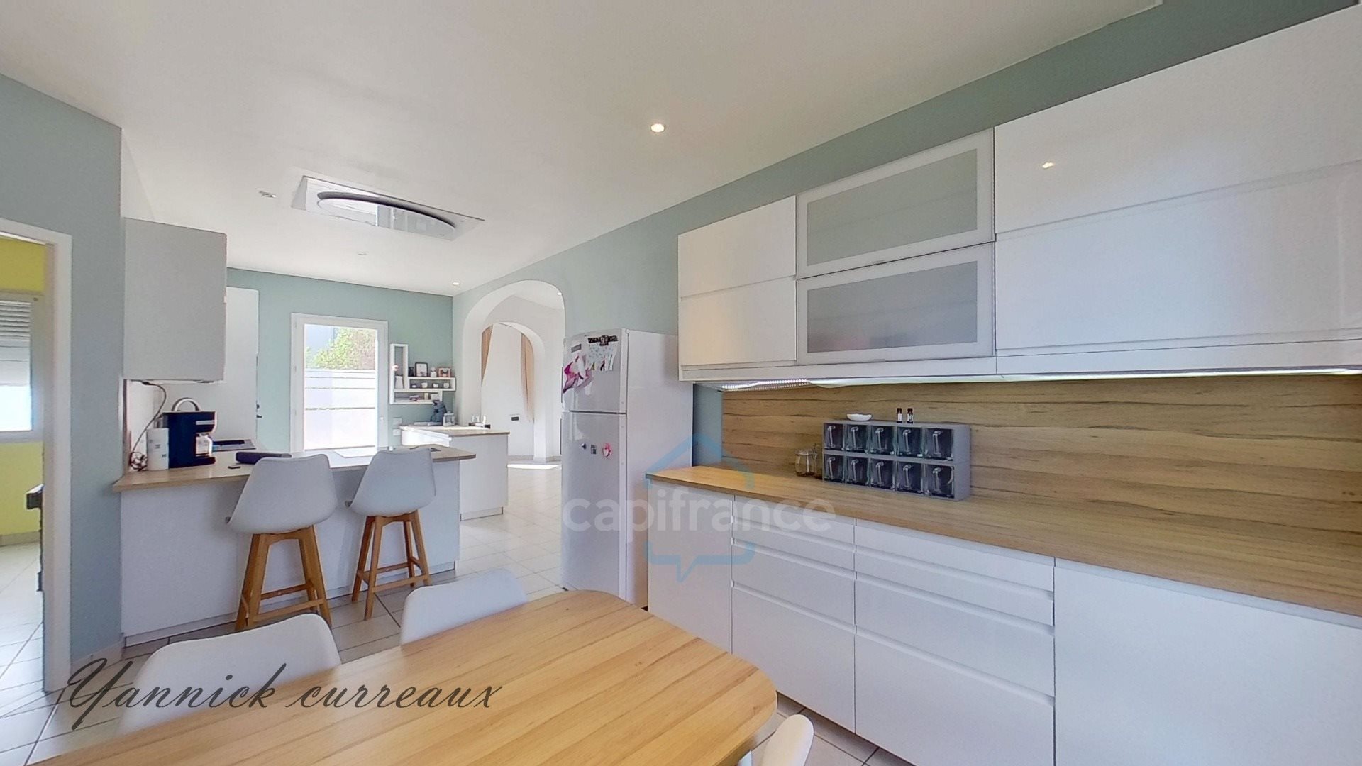 Maison à vendre, 230m², Tavaux