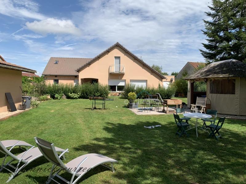 Maison à vendre, 218m², Abergement-la-Ronce