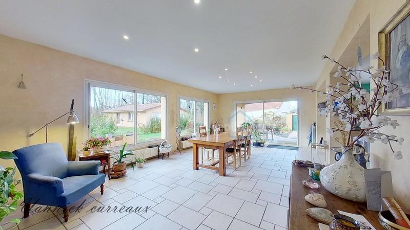 Maison à vendre, 218m², Abergement-la-Ronce