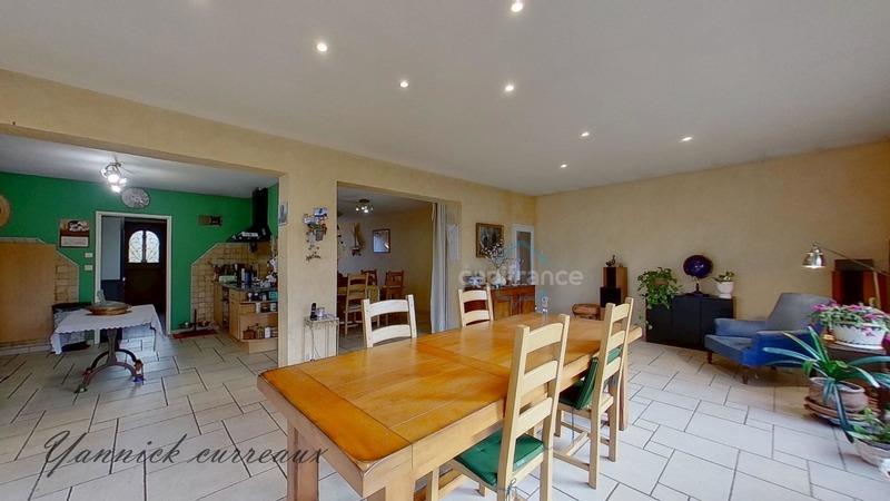 Maison à vendre, 218m², Abergement-la-Ronce