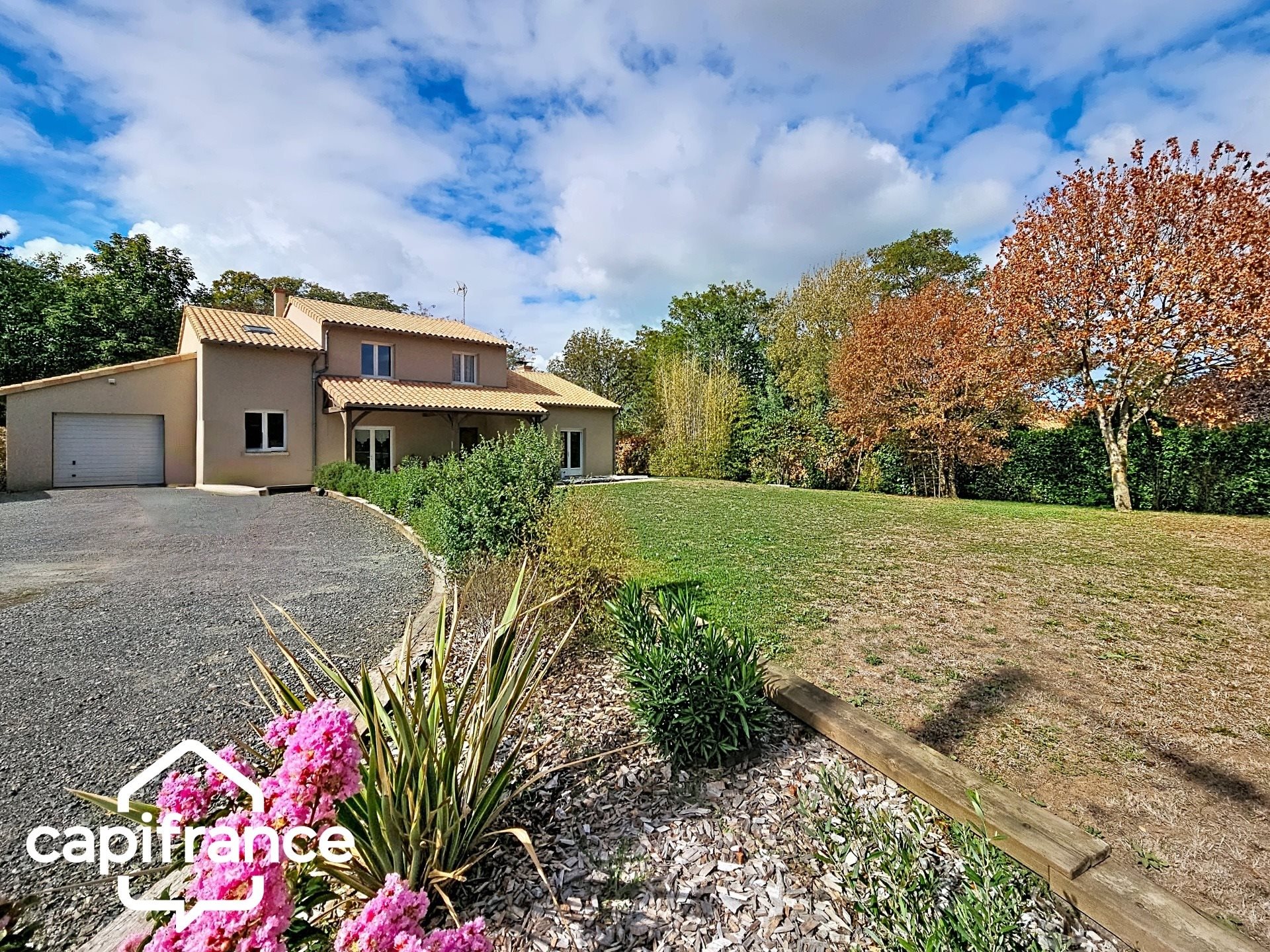 Maison à vendre, 169m², Thouars
