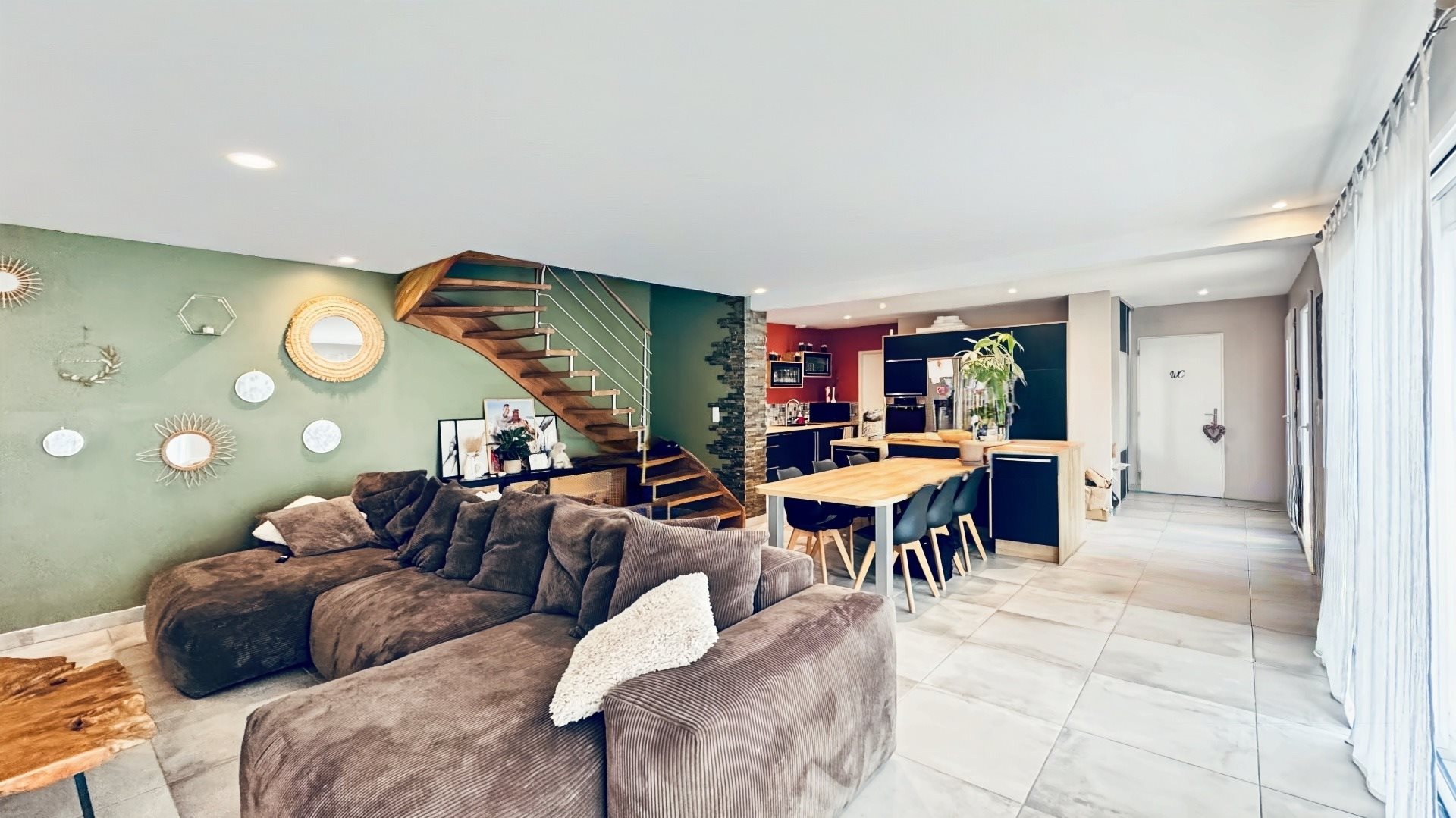 Maison à vendre, 177m², Fauverney