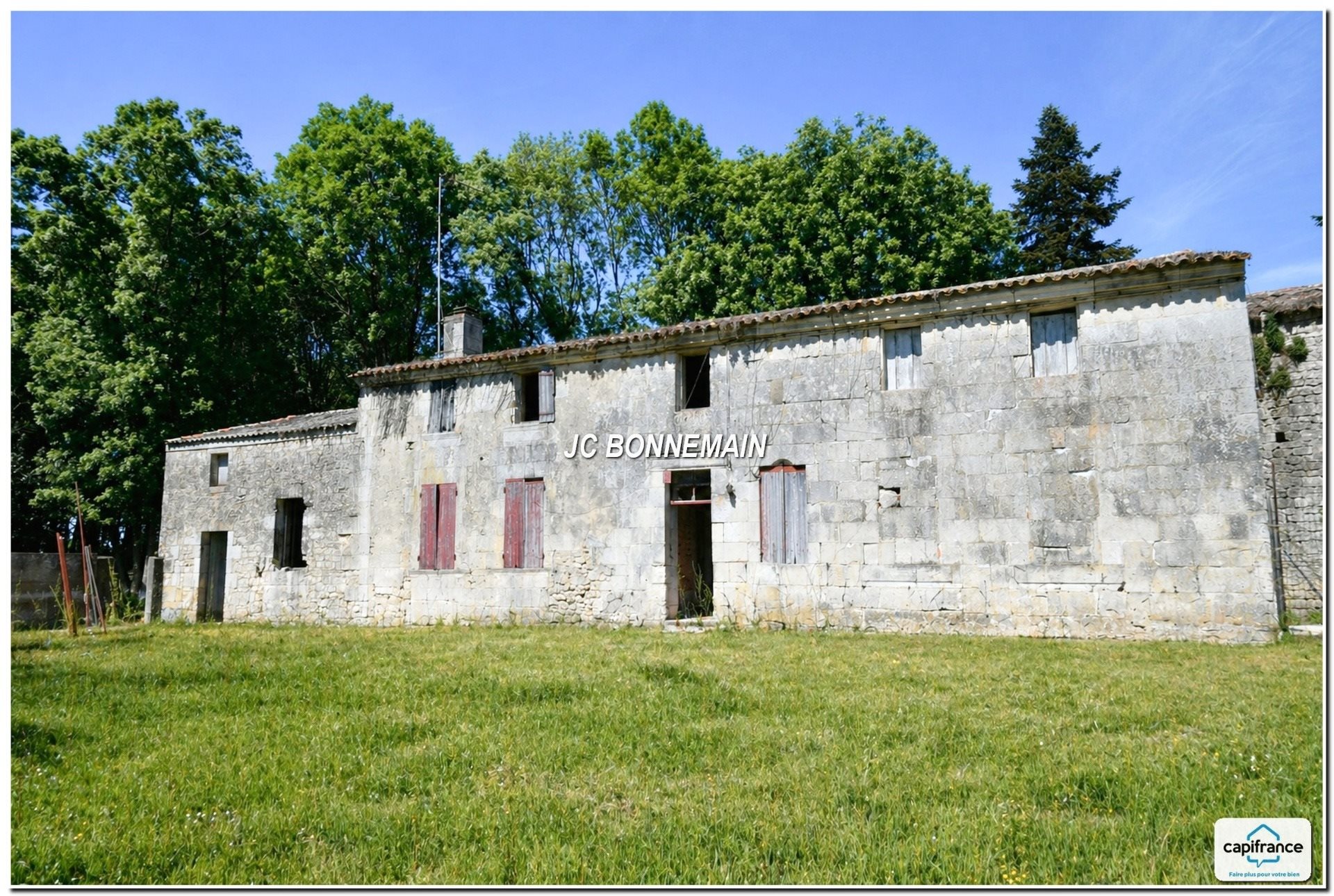 Maison à vendre, 280m², Chermignac