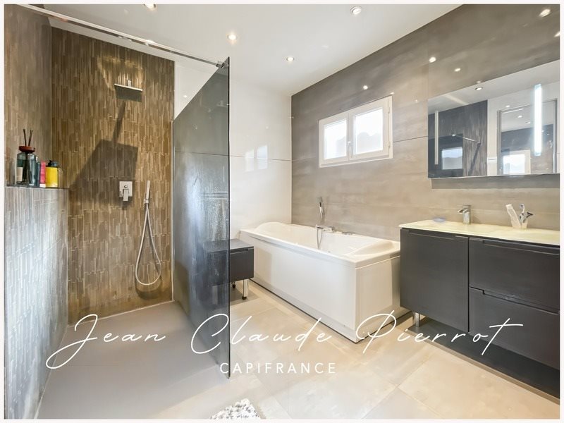 Maison à vendre, 168m², Nîmes