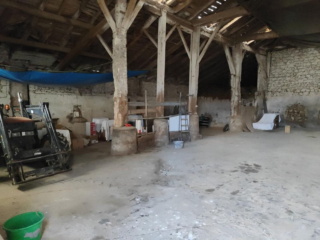 Maison à vendre, 300m², Saint-Vivien-de-Monségur