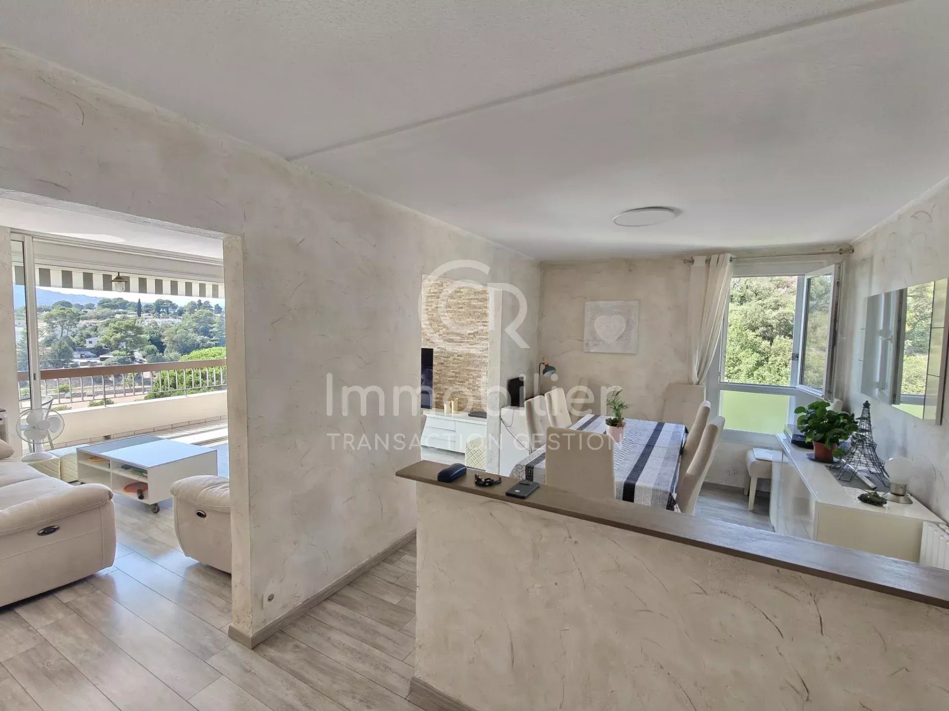 Appartement à vendre, 94m², Cannes-la-Bocca