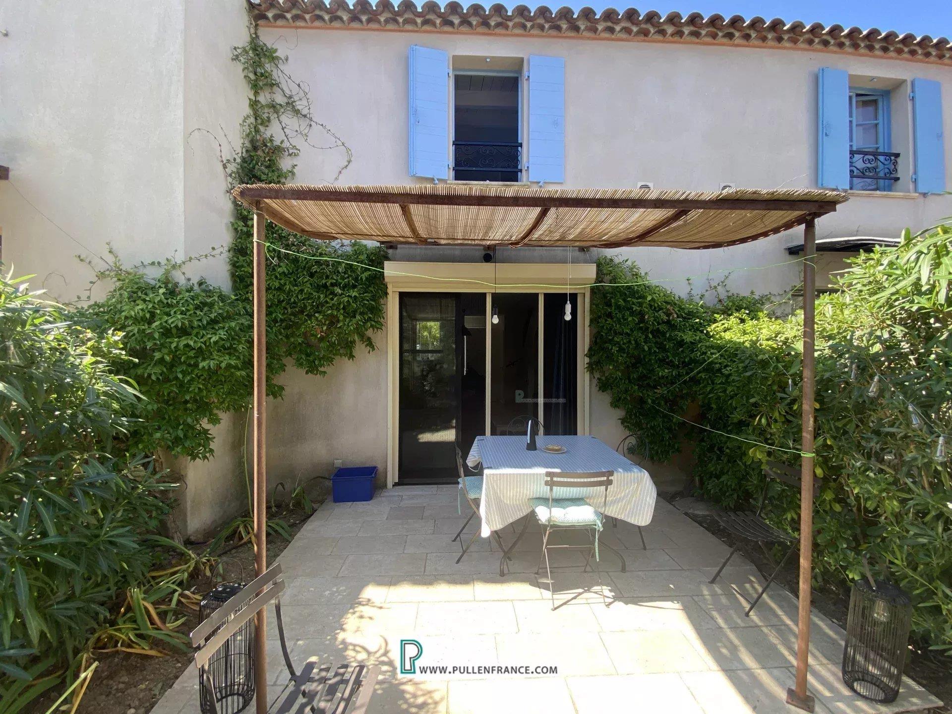 Maison à vendre, 3m², Saint-Laurent-de-la-Cabrerisse