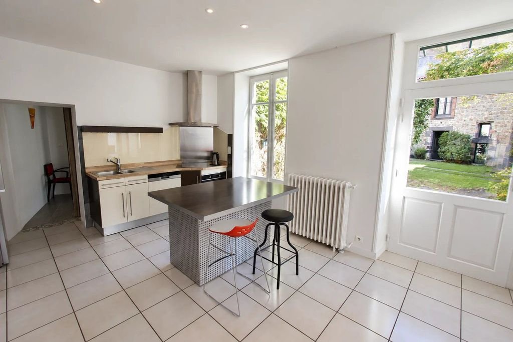 Maison à vendre, 360m², Cournon-d'Auvergne