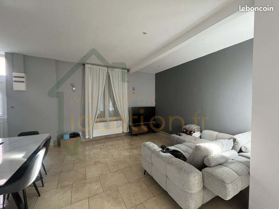 Maison à louer, 111m², Saint-Quentin
