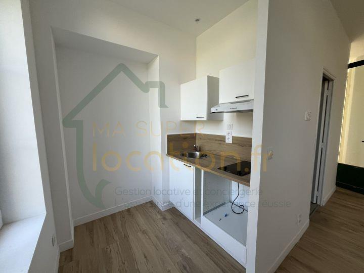 Appartement à louer, 22m², Saint-Quentin