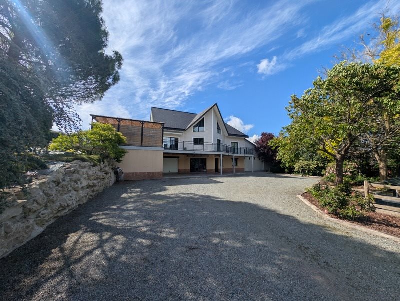 Maison à vendre, 220m², Rouxmesnil-Bouteilles