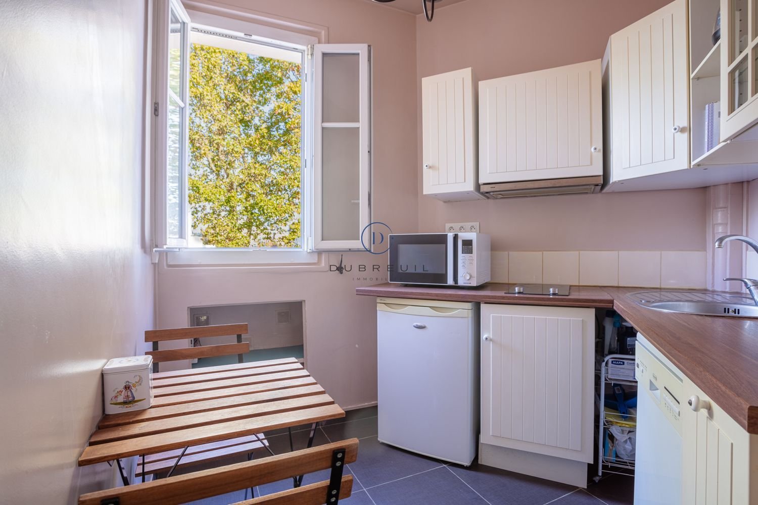 Appartement à vendre, 28m², Courbevoie